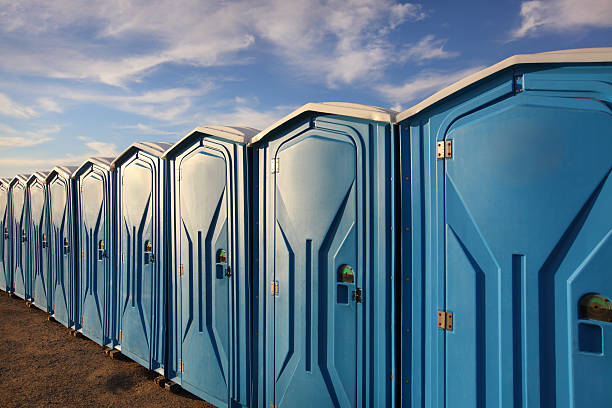 Best VIP or Luxury Restroom Trailers  in Victoria, VA