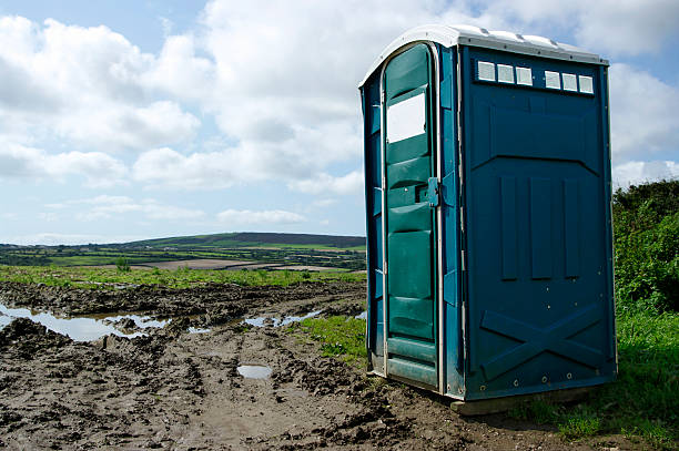 Best Portable Restroom Setup and Delivery  in Victoria, VA